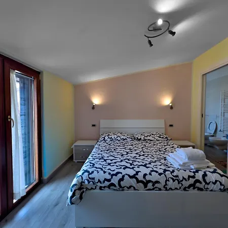 Apartment House Rene *