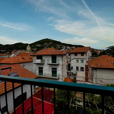 House Rene * Agerola